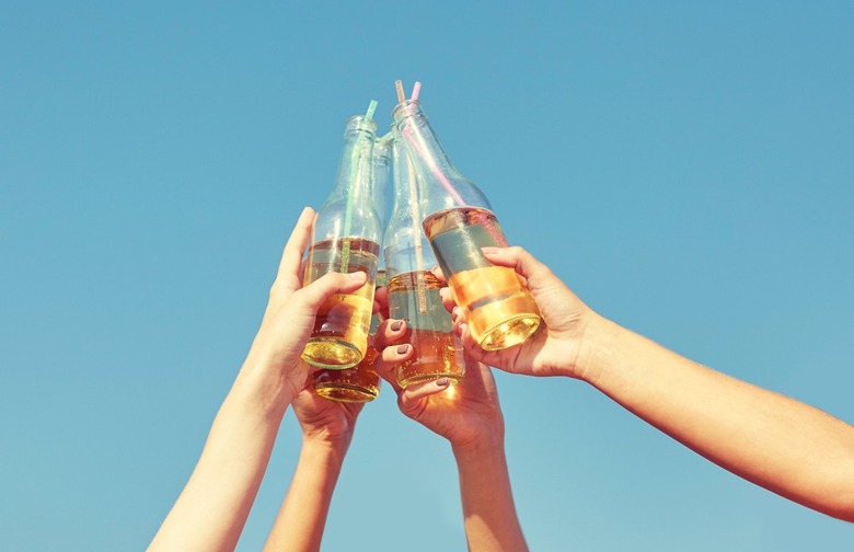 Why Is Everybody Drinking Hard Cider? Here Are 10 Good, Delicious Reasons